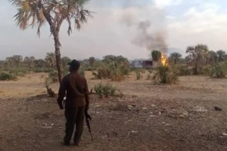 مقتل العشرات في اشتباكات عنيفة بين الحركة الشعبية وقيادات قبيلة اطورو في كاودا.
