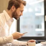 الجلوس لفترات طويلة مرتبط بزيادة معدلات الوفيات وأمراض القلب والأمراض الأخرى.