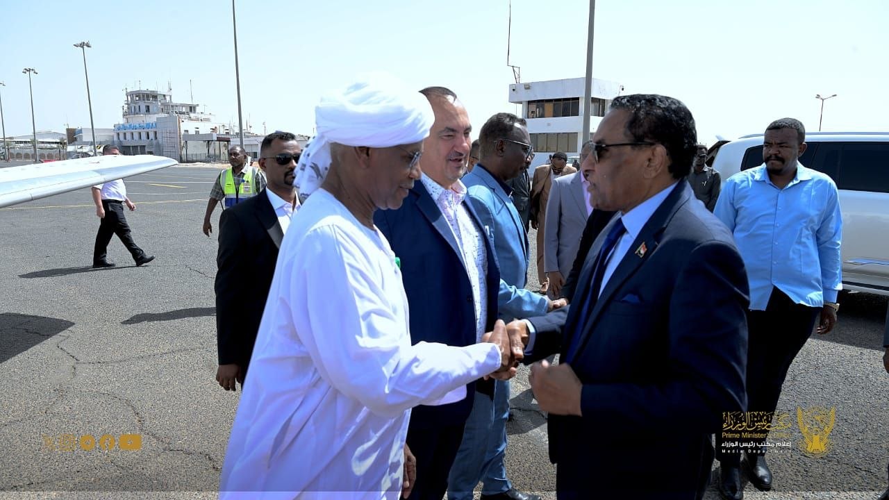رئيس الوزراء السوداني يزور الفاتيكان للقاء البابا ومباحثات حول السلام والسلم الاجتماعي