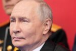 بوتين يؤكد تفضيله لشرودر بين السياسيين الأوروبيين ويشدد على دور أوكرانيا وروسيا في الحل السلمي.