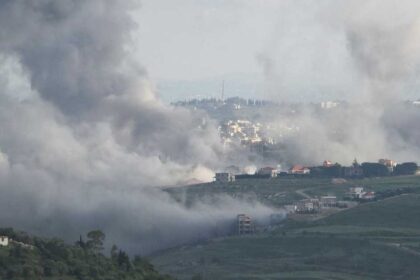 إسرائيل تقتل مدنيين في غارات على لبنان رغم وقف إطلاق النار الممدود