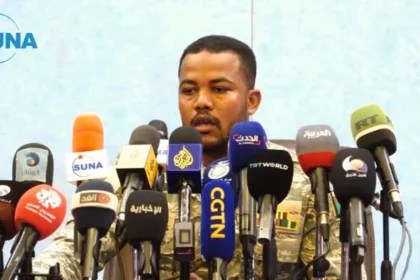 دعم إماراتي شامل لمليشيا الدعم السريع المتمردة يكشفه قائد ميداني منشق.