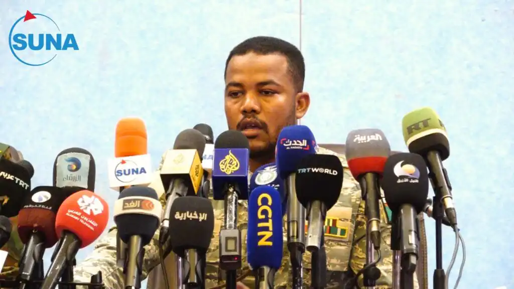 دعم إماراتي شامل لمليشيا الدعم السريع المتمردة يكشفه قائد ميداني منشق.