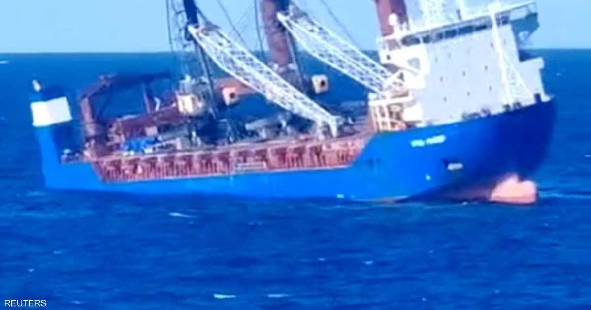 غرق سفينة محملة بمكونات مفاعلات نووية يثير مخاوف تدخل عسكري غربي في نقل تكنولوجيا نووية روسية إلى كوريا الشمالية.
