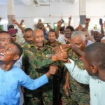 البرهان: حضن الوطن مفتوح لكل من وضع سلاحه والكلمة الأخيرة للشعب السوداني