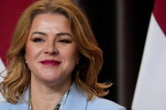 رينكيفيتش يلتقي ممثلي التقدميون في لاتفيا قبل مشاورات حكومية جديدة