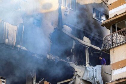 الجيش الإسرائيلي يستهدف قائد حماس الحداد في غزة ويكشف عن استخدامه مسيرات ومقاتلات