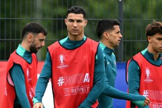 رونالدو يخوض كأس العالم السادس والجدل يدور حول دوره في المنتخب البرتغالي