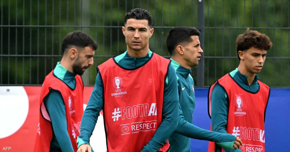 رونالدو يخوض كأس العالم السادس والجدل يدور حول دوره في المنتخب البرتغالي