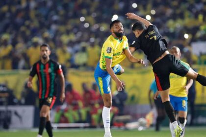 الجيش الملكي يتعادل مع صن داونز بهدف في لقاء الذهاب من نهائي الكونفيدرالية