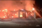 مبعدين من مصر يطلقون حريقاً واسعاً بسوق وادي حلفا وسط مخاوف من جرائمهم المستمرة