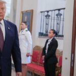 ترامب يهاجم منتقدي تفاهم واشنطن وطهران ويؤكد هزيمة إيران عسكرياً