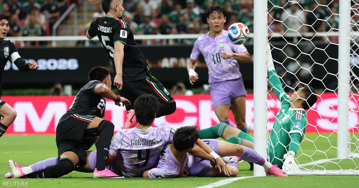 المكسيك تتأهل بفضل هدف رومو وتصدر المجموعة في غوادالاخارا