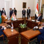 القاهرة تستضيف اجتماع رباعي لبحث أزمات إقليمية متعددة.