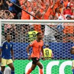 هولندا تتفوق على السويد 4-1 وتتصدر المجموعة بفارق النقاط عن أقرب منافسيها.