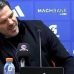 دخول المدرب الأرجنتيني غاغو السابق لريال مدريد المستشفى بعد أزمة صحية أثناء مؤتمر صحفي.