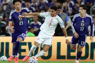 اليابان تغلب تونس 4-0 في كأس العالم ويبتعدون عن خطر التأهل.