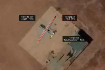 مسيّرة صينية متطابقة مع BZK-005E تظهر في مطار يخضع لسيطرة الجنجويد في دارفور.