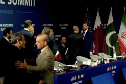 اجتماع رباعي إيراني أميركي قطري باكستاني يتعطل للنقاش الداخلي بعد مناقشة لبنان.