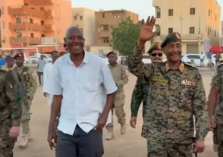 الحكومة الحالية في السودان فشلت في تحقيق أهدافها الأساسية ويتطلب الأمر تدخل عاجل.