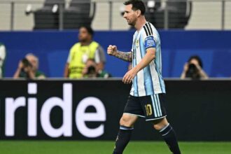 ميسي يتفوق على كلوزه ليتوج هدفاً تاريخياً في كأس العالم