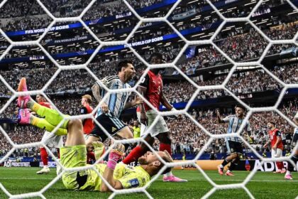 الأرجنتين تتأهل بعد فوزها على النمسا بثنائية ميسي في كأس العالم 2026