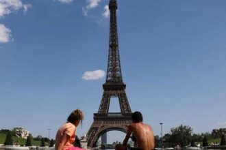 موجة حر تاريخية تشل فرنسا وتهدد بريطانيا بأرقام قياسية للحرارة