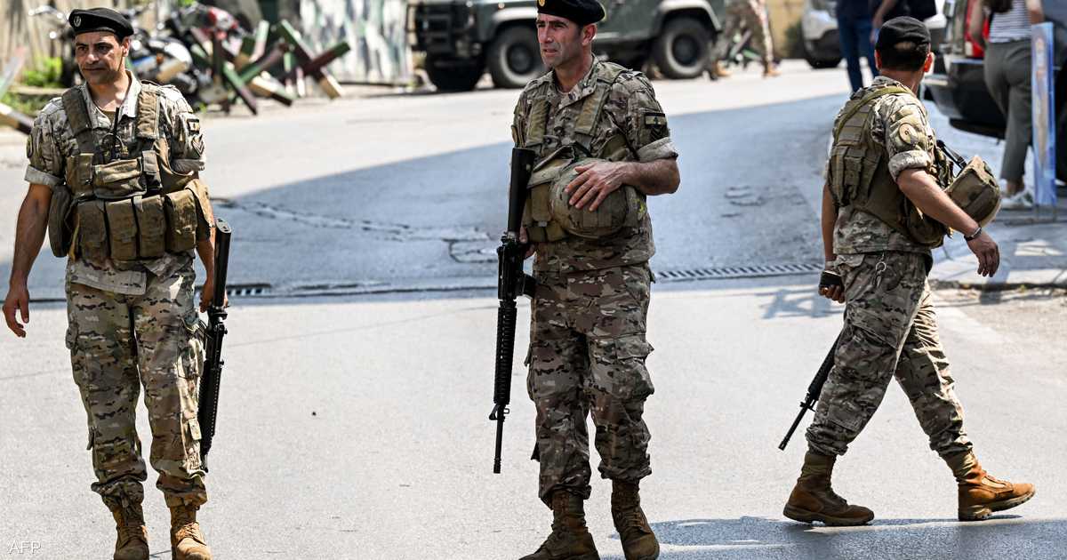 إطلاق نار في محيط السفارة الأميركية في عوكر والجيش يقطع الطريق المؤدي إليها.