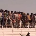 هروب جماعي لـ 200 شخص وقطع طريق وادي حلفا أمنياً.