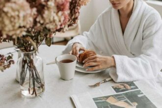 عادات صباحية بسيطة لتقليل مخاطر الالتهاب المزمن.