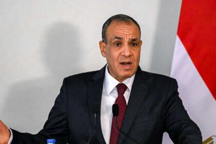 وزير الخارجية: القانون الوطني الجديد أول تنظيم متكامل لوضع اللاجئين في مصر
