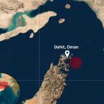 سفينة تتعرض لمقذوف في خليج عمان وأضرار بجسر القيادة