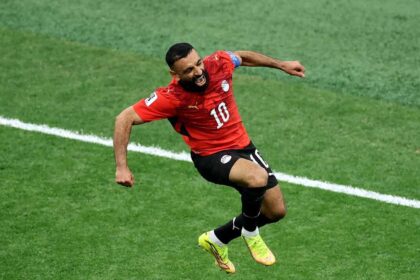 مصر تنتظر إيران بتعادل يضمن التأهل لأول مرة في تاريخها إلى دور الـ16 في كأس العالم