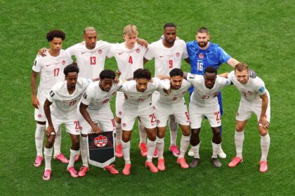 كنديون ينتقلون للوس أنجلوس بعد خسارة مؤهلة لـ كأس العالم