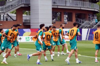 إيران ومصر يتصدران المجموعة في الجولة الأخيرة لكأس العالم