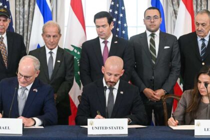 إسرائيل ولبنان توافقان على إطار لإنهاء الصراع بمساعدة أميركية