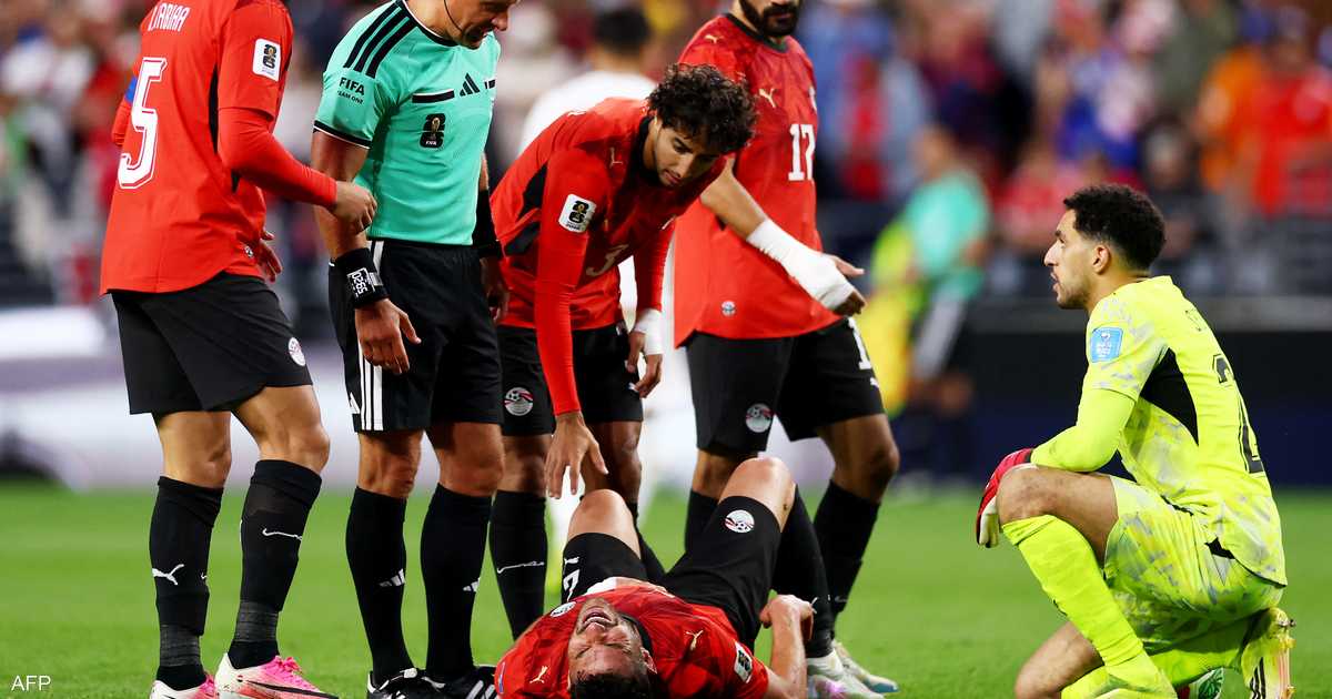 مصر تتأهل ثانيةً وتواجه أستراليا في دور الـ32 بغياب مهند لاشين عن المباراة القادمة وارتفاع عدد المصابين.