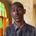 طالب أسرة حسين نصرالدين السلطات بفتح تحقيق عاجل في اعتقاله واعتداءات عليه.