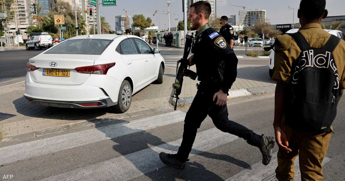 انفجار سيارتين مفخختين في تل أبيب يودي بحياة شخصين