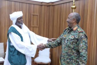 البرهان هو الرئيس القادم للسودان وفقًا للناظر محمد ترك