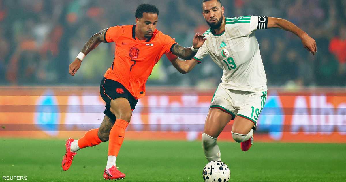 الجزائر تغلب هولندا 1-صفر في مباراة ودية قبل المونديال