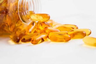 مكملات زيت السمك تصل للدماغ دون فائدة في الوقاية من ألزهايمر