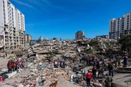 انهار فندق بمطار فنزويلا يضم 146 مرحلا فور وصولهم قبل ساعات من الزلزالين