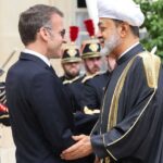 عمان وباريس تؤكدان التزامهما بحرية الملاحة في مضيق هرمز وبحر العرب وتدعمان مفاوضات إيران والولايات المتحدة