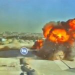 الهيئة العامة للطيران المدني الكويتية تعلن تعليق حركة الطيران وتحويل الرحلات إلى مطارات بديلة.