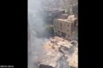 انهيار مبنى مصدر الأخشاب بعد اندلاع حريق يودي بحياة ضابط وشرطي ومواطن آخر ويصيب 15 آخرين