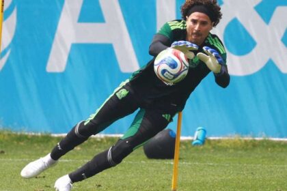أسماء لاعبي المنتخب المكسيكي في كأس العالم المقامة في الولايات المتحدة.