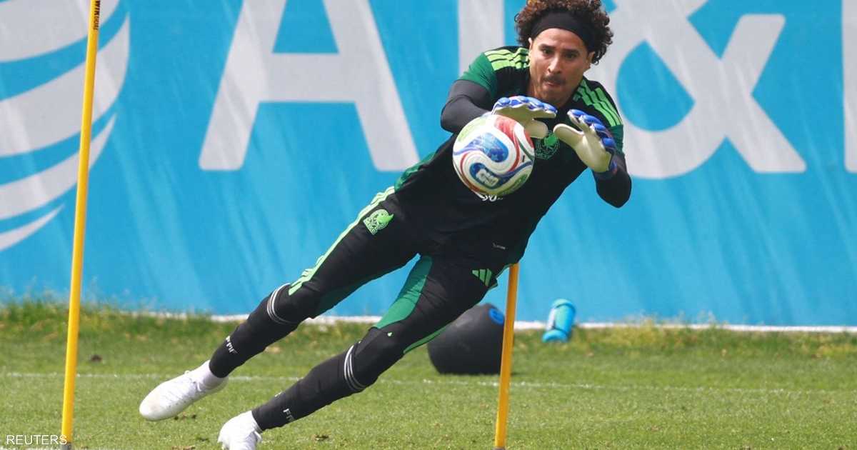 أسماء لاعبي المنتخب المكسيكي في كأس العالم المقامة في الولايات المتحدة.