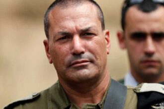 الجيش الإسرائيلي يسيطر على مرتفع الشقيف ويستهدف بنية تحتية لحزب الله الكبيرة.