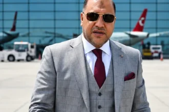 بعد انتقادات بروفيسور عوني لخبيرة الأهرام بشأن مقالها ومخاوفها من سقوط مدينة الأبيض وتداعياته على مصر.